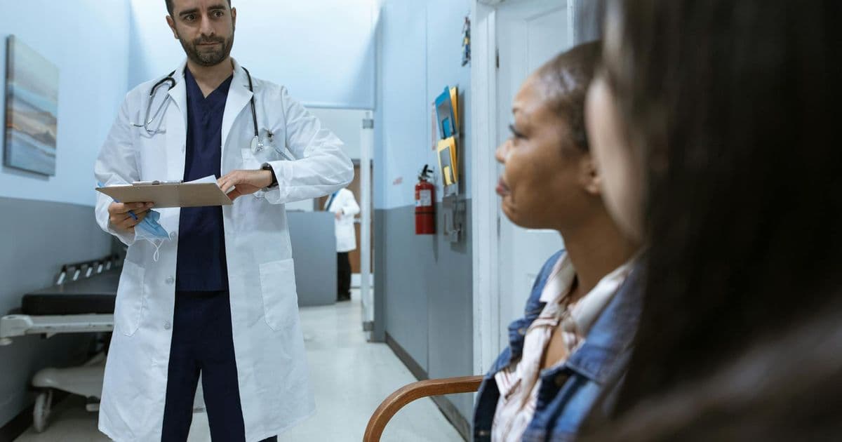 Hospital emergency room corridor